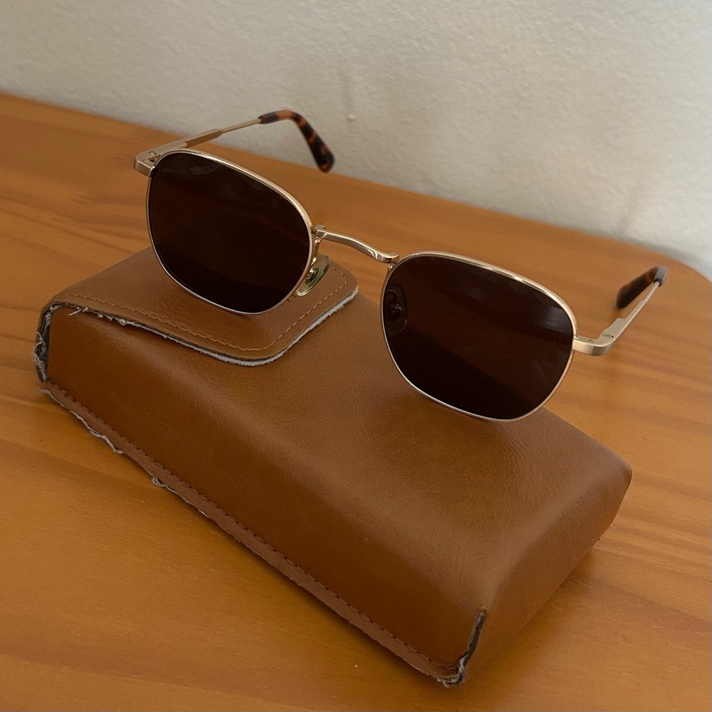 Crap Eyewear The Groove Pilot Sunglasses in Gold ✨